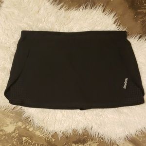 Reebok tennis skirt black Large